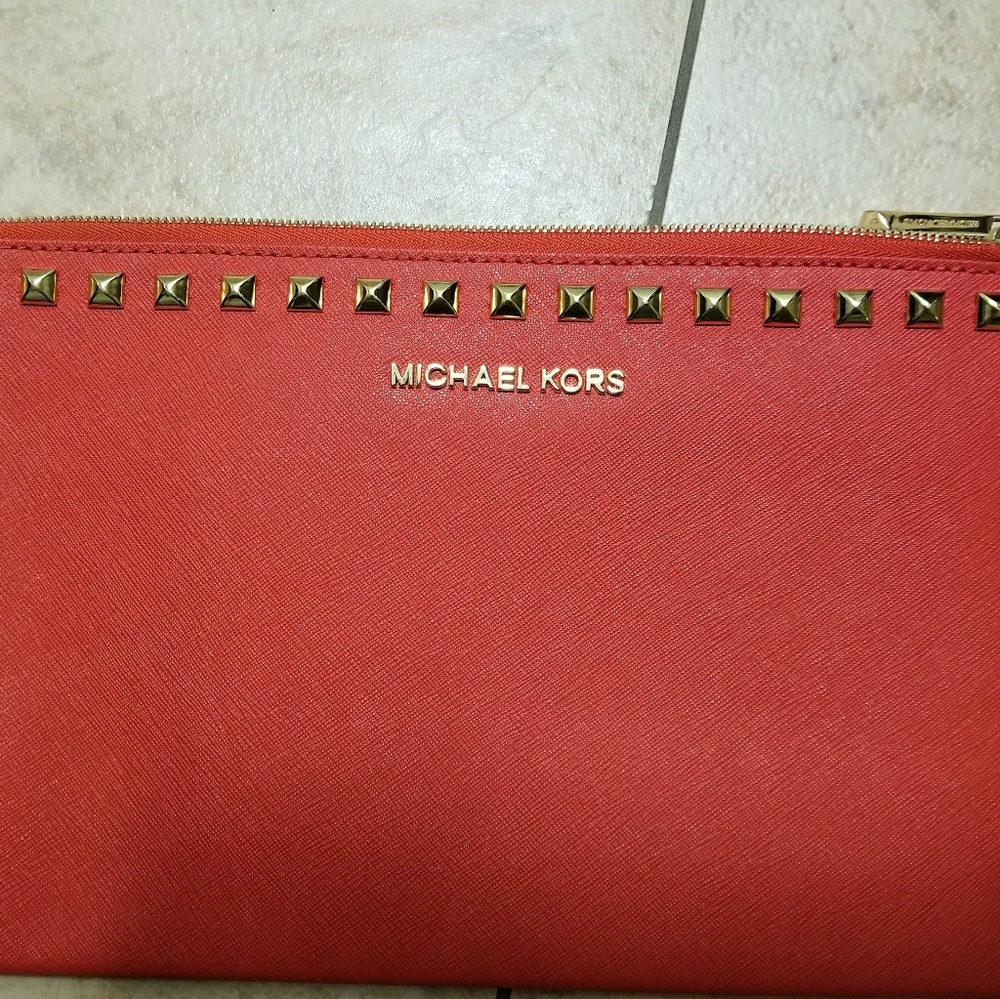Michael Kors wristlet clutch